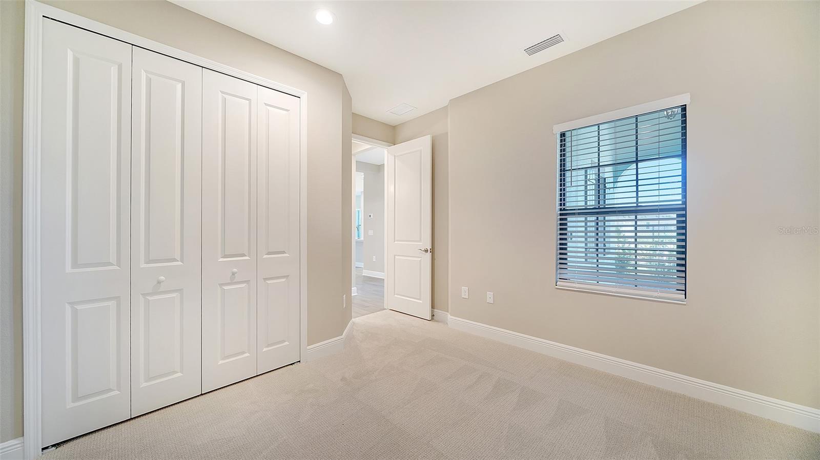 100 CORSERRA DR, NOKOMIS, FL, 34275