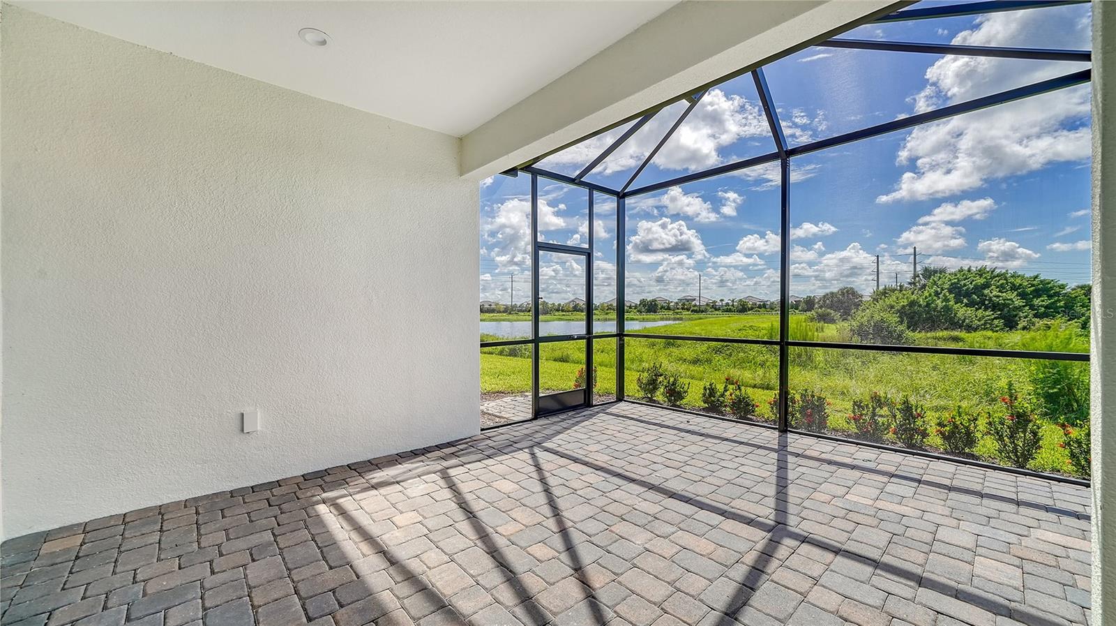 100 CORSERRA DR, NOKOMIS, FL, 34275