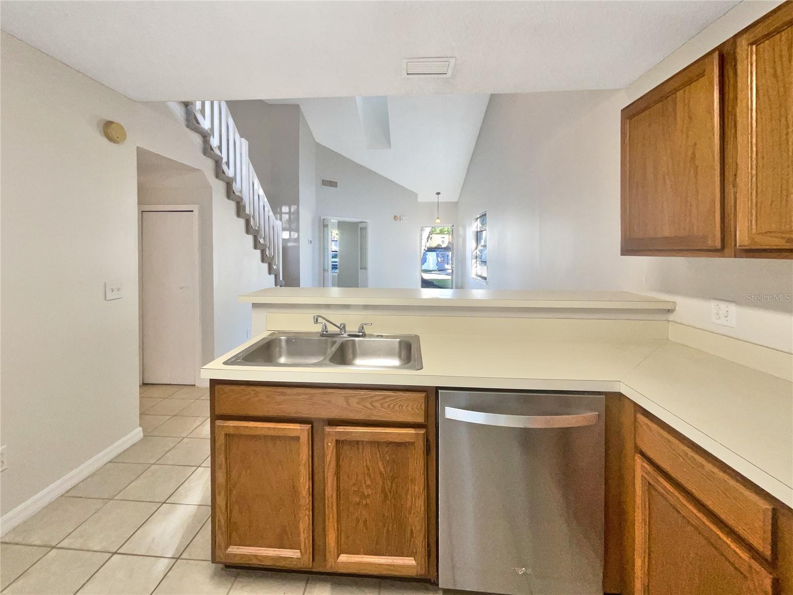12723 WOOD TRAIL BLVD, TAMPA, FL, 33625