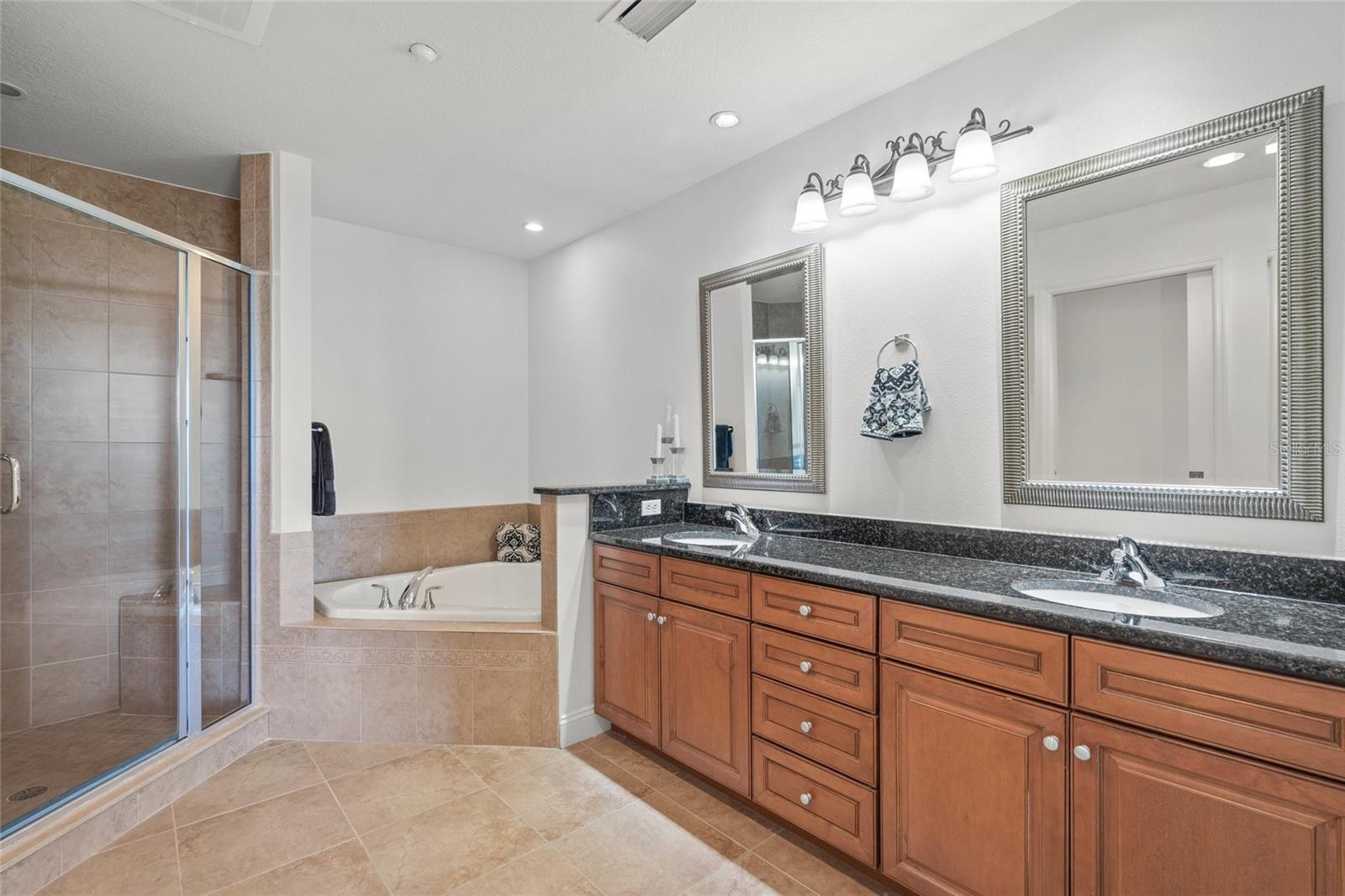 7718 LAKE VISTA CT #405, LAKEWOOD RANCH, FL, 34202
