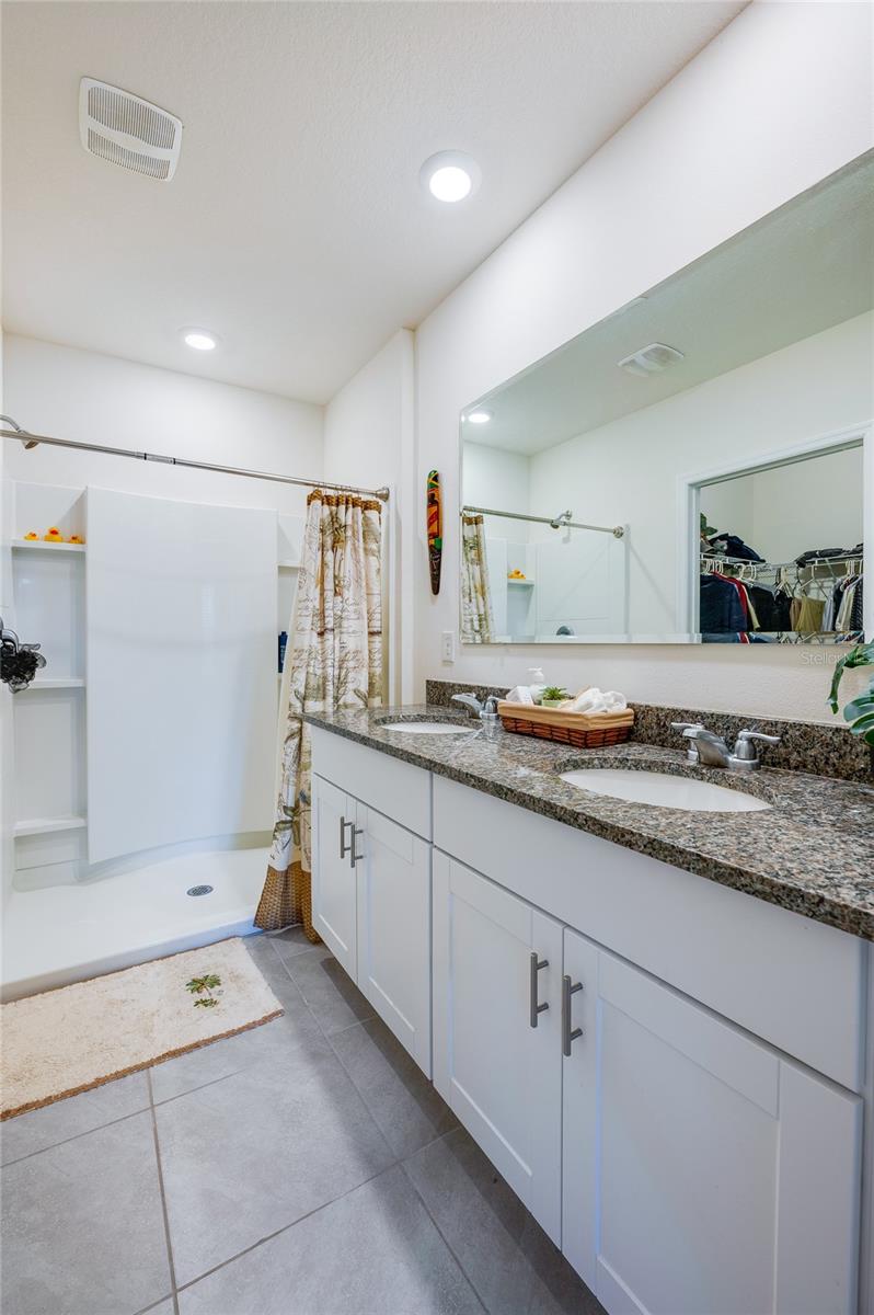 28 BELLA LAGO CIR, PORT ORANGE, FL, 32129