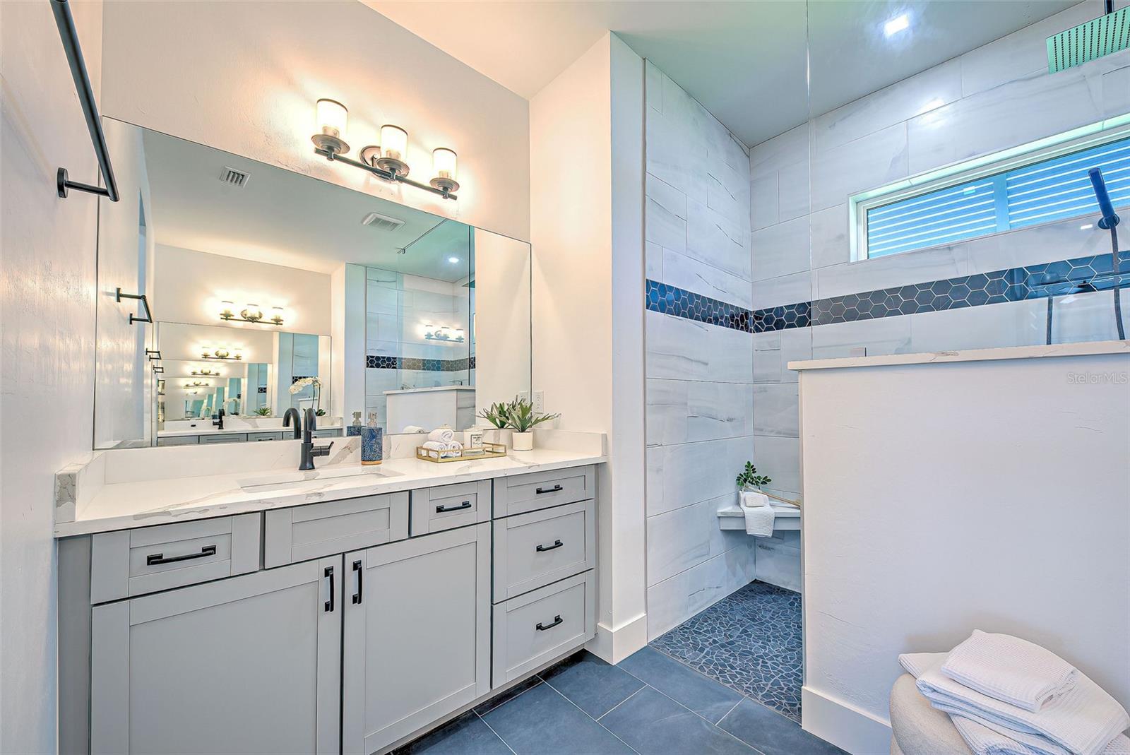 8250 ARLEWOOD CIR, PORT CHARLOTTE, FL, 33981