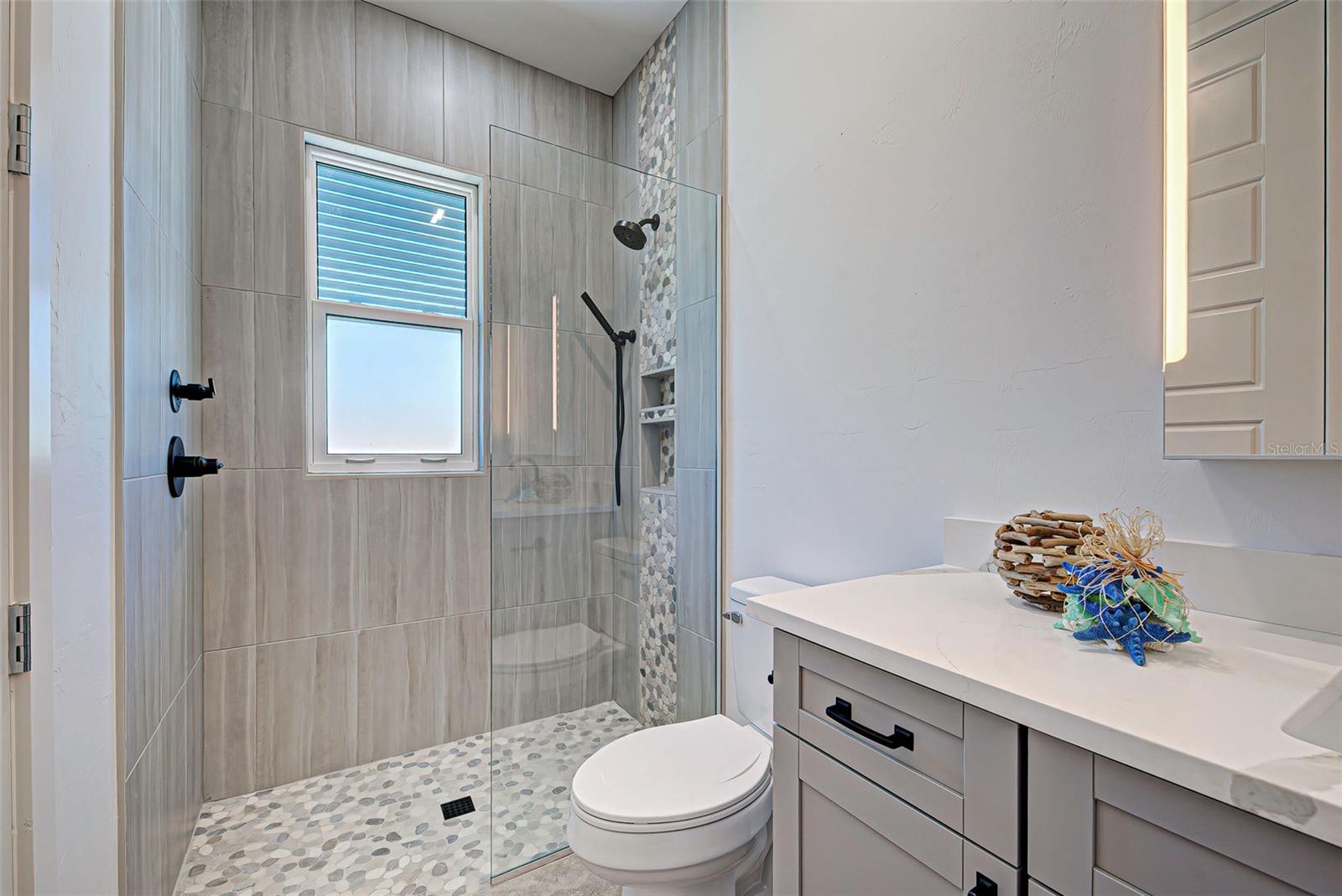 8250 ARLEWOOD CIR, PORT CHARLOTTE, FL, 33981