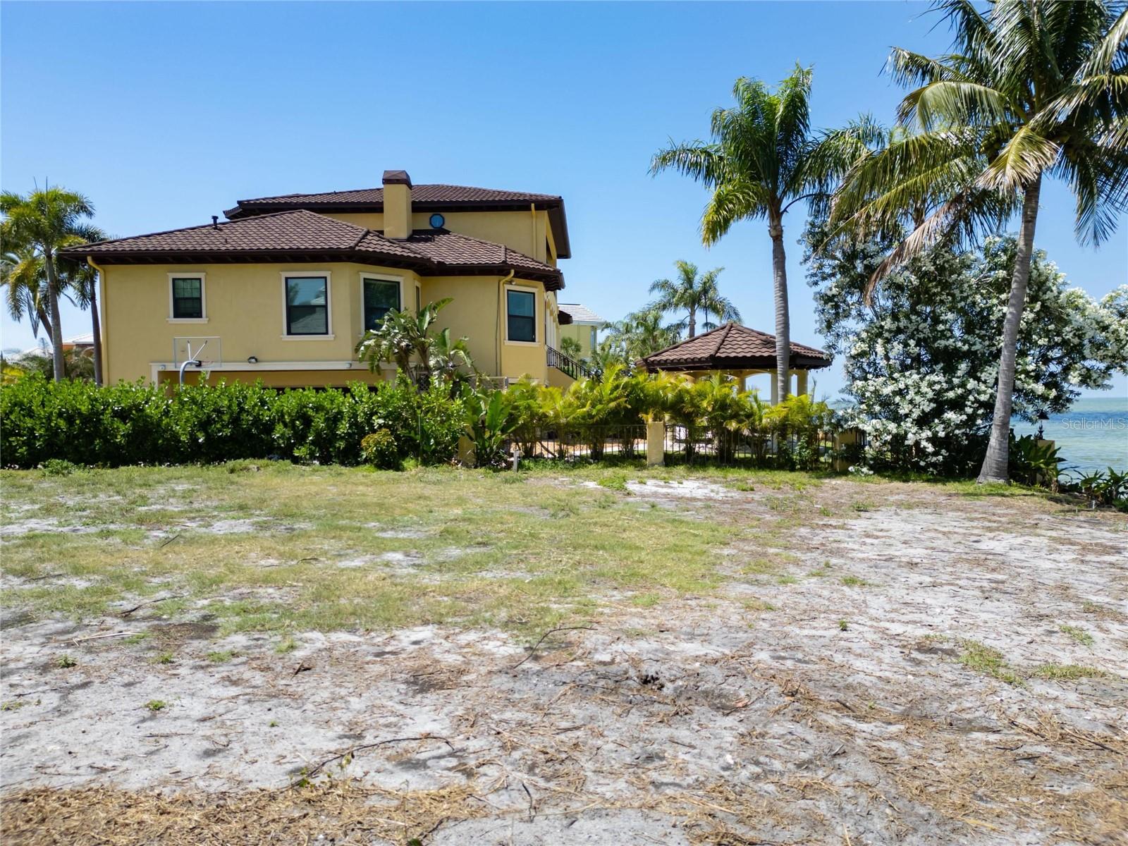 1013 SYMPHONY ISLES BLVD, APOLLO BEACH, FL, 33572