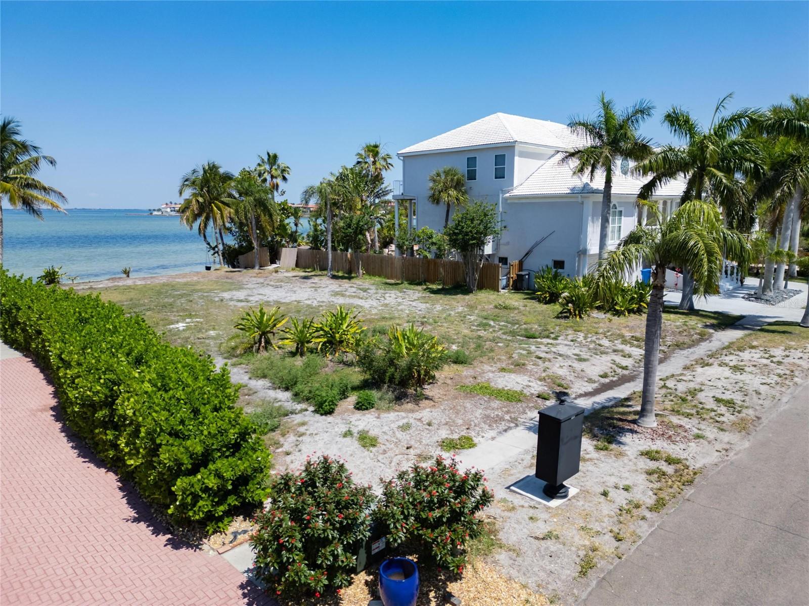 1013 SYMPHONY ISLES BLVD, APOLLO BEACH, FL, 33572