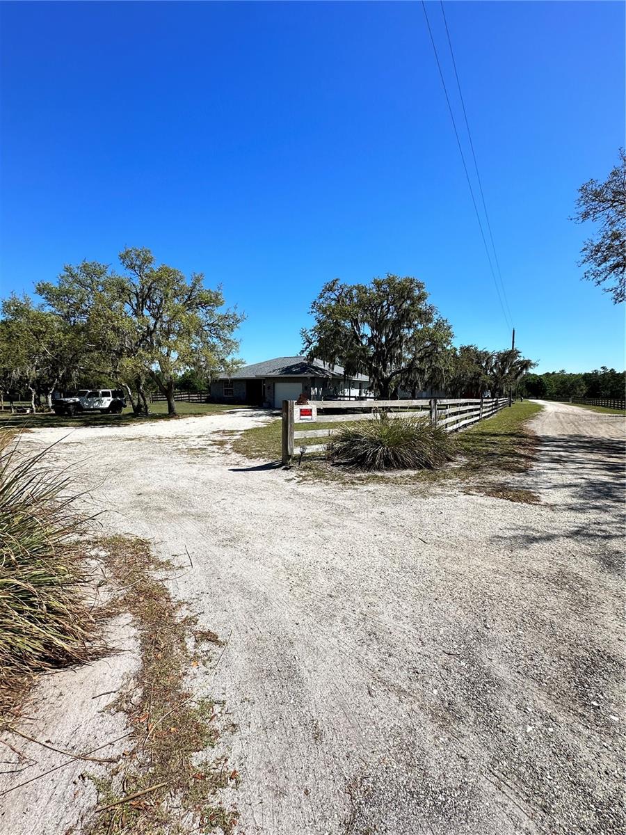 40610 STATE ROAD 64 E, MYAKKA CITY, FL, 34251