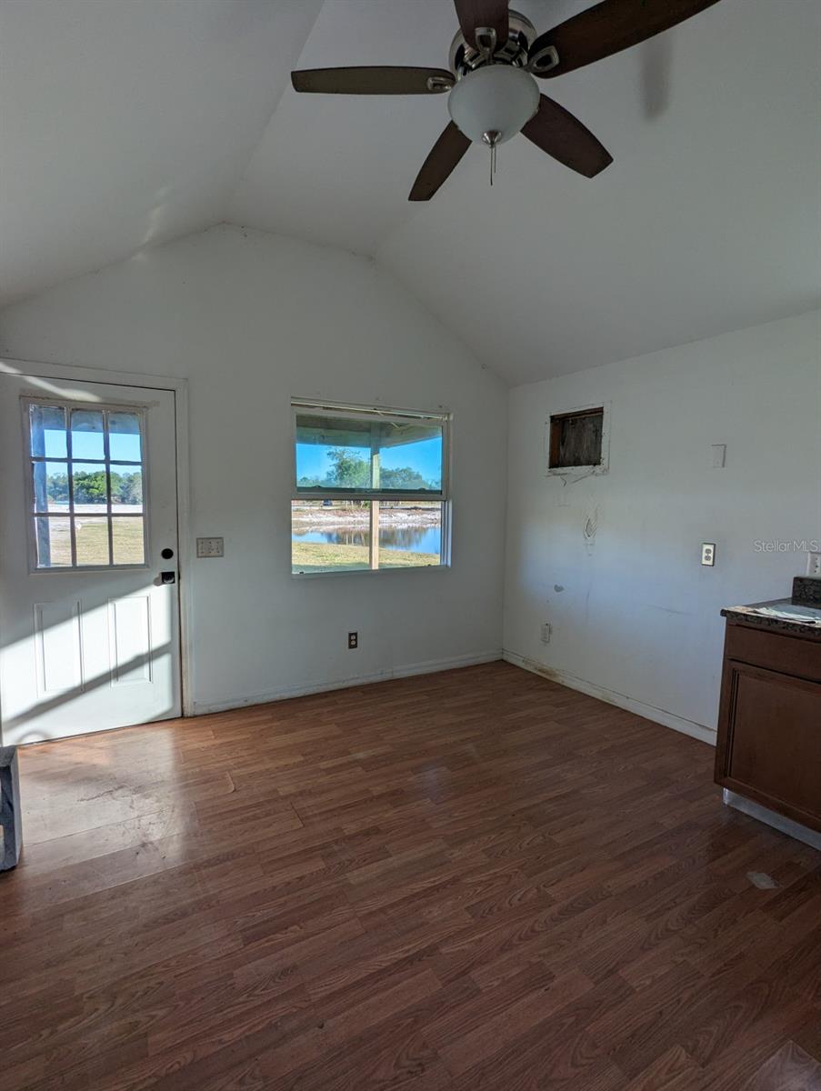 405 STACY GROVE RD, OAK HILL, FL, 32759