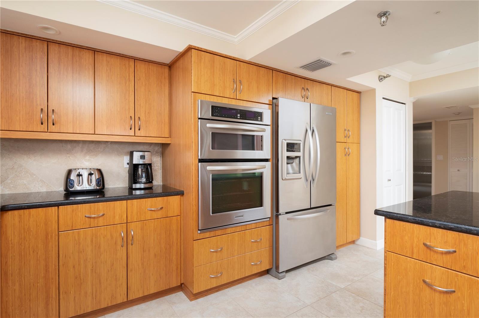 2675 GULF OF MEXICO DR #204, LONGBOAT KEY, FL, 34228