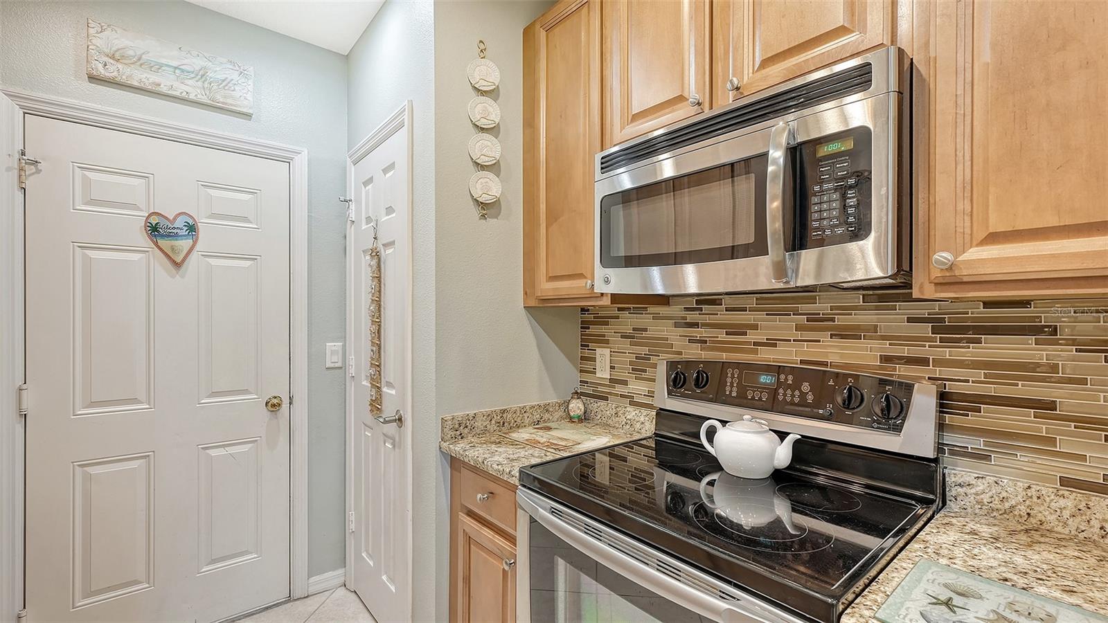 7240 HAMILTON RD, BRADENTON, FL, 34209