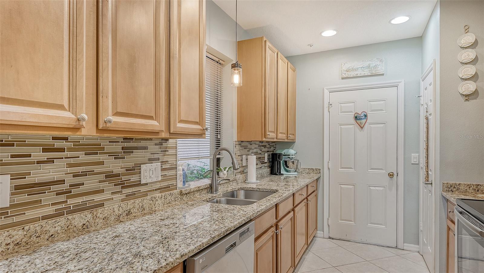 7240 HAMILTON RD, BRADENTON, FL, 34209