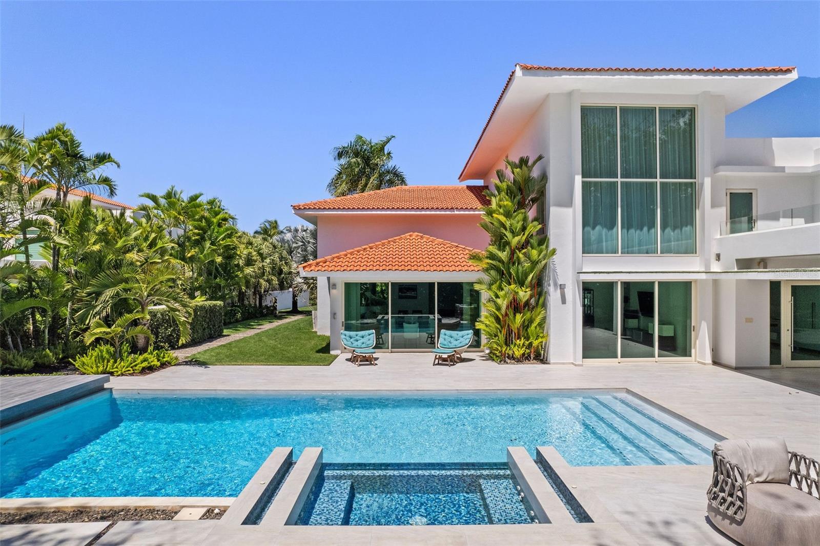 PR9105662 Property Photo