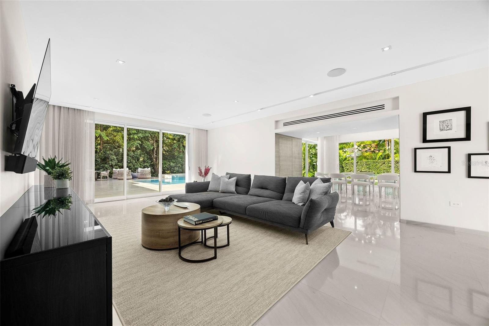 PR9105662 Property Photo