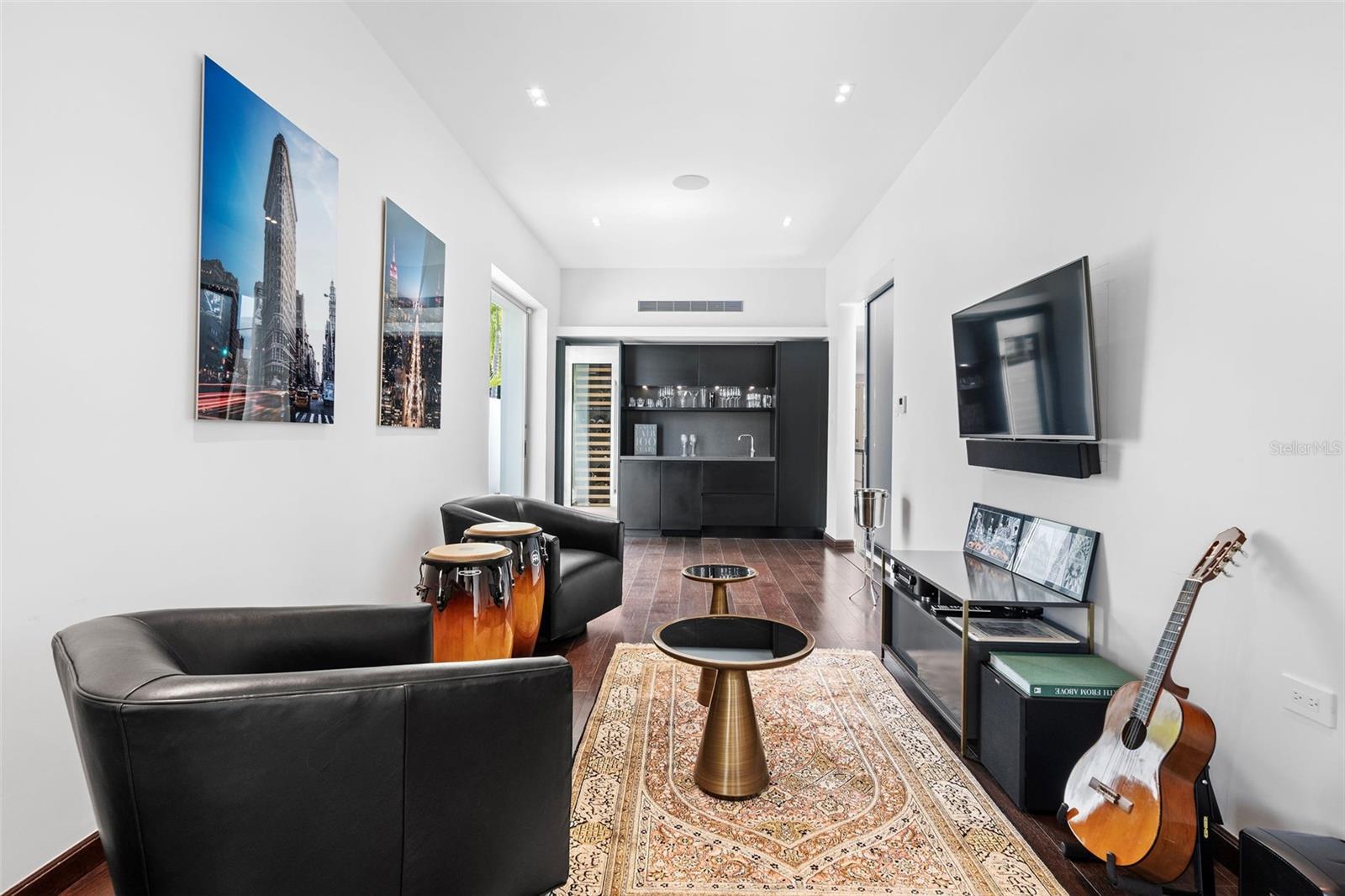 PR9105662 Property Photo