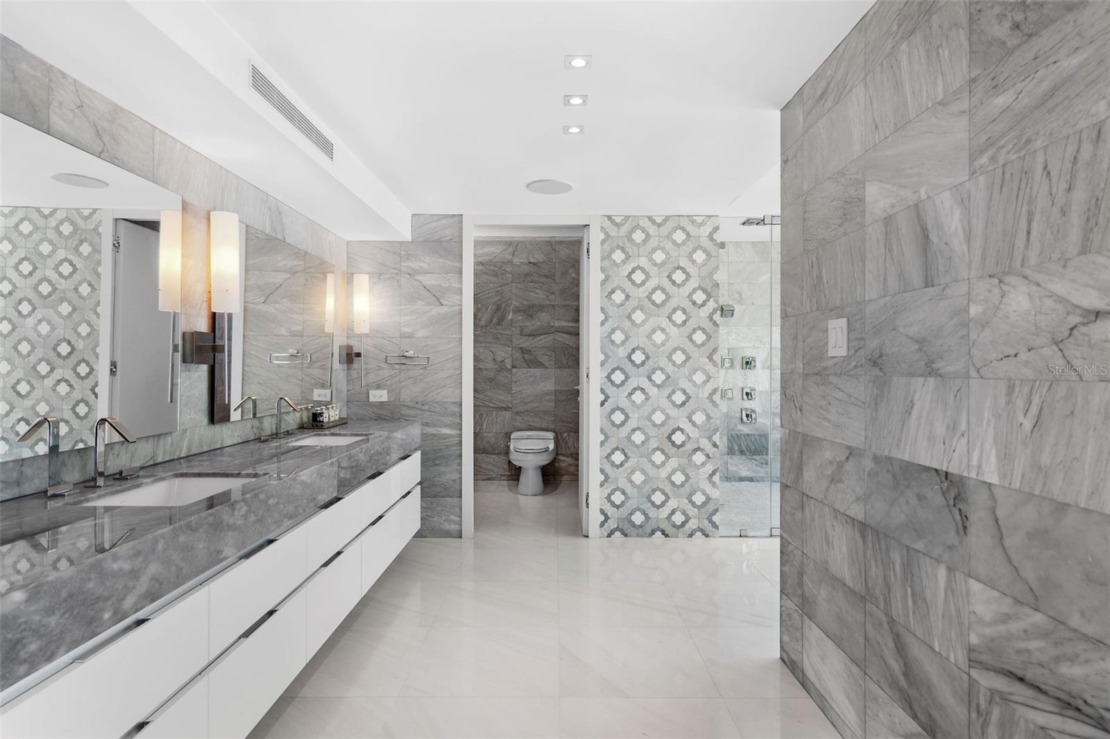 PR9105662 Property Photo