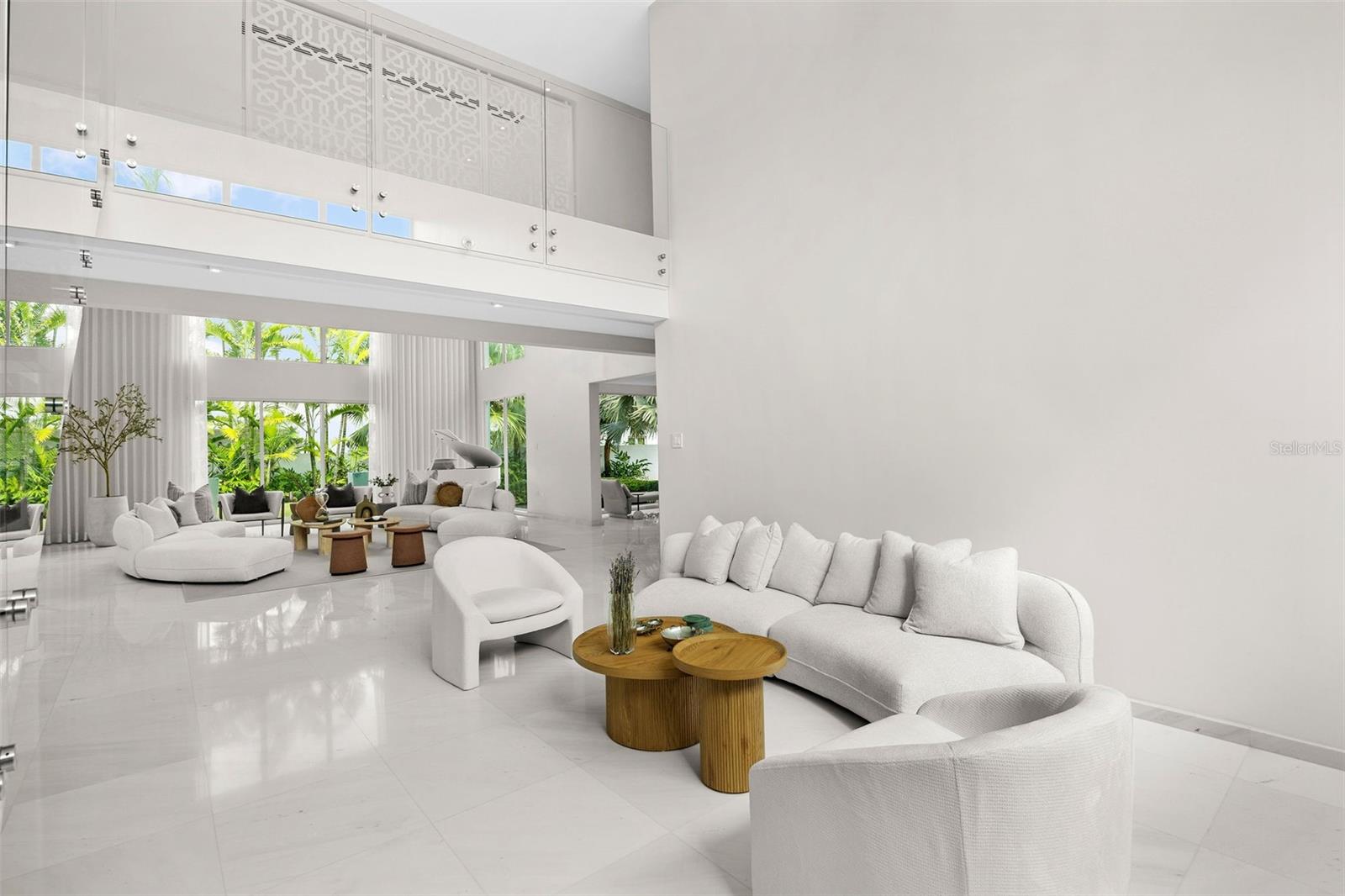 PR9105662 Property Photo