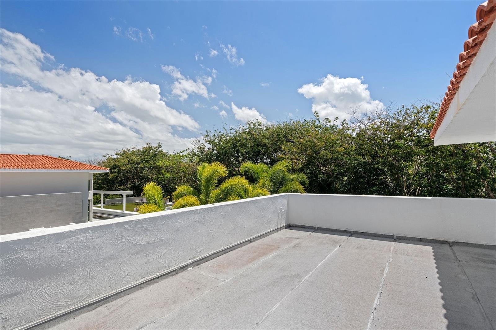 PR9105662 Property Photo