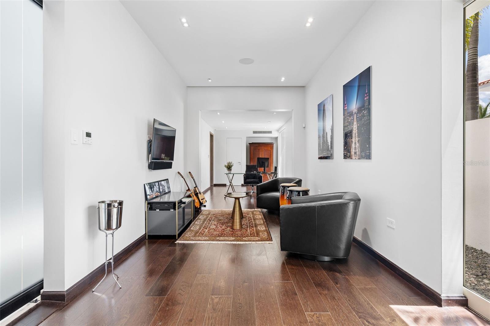 PR9105662 Property Photo