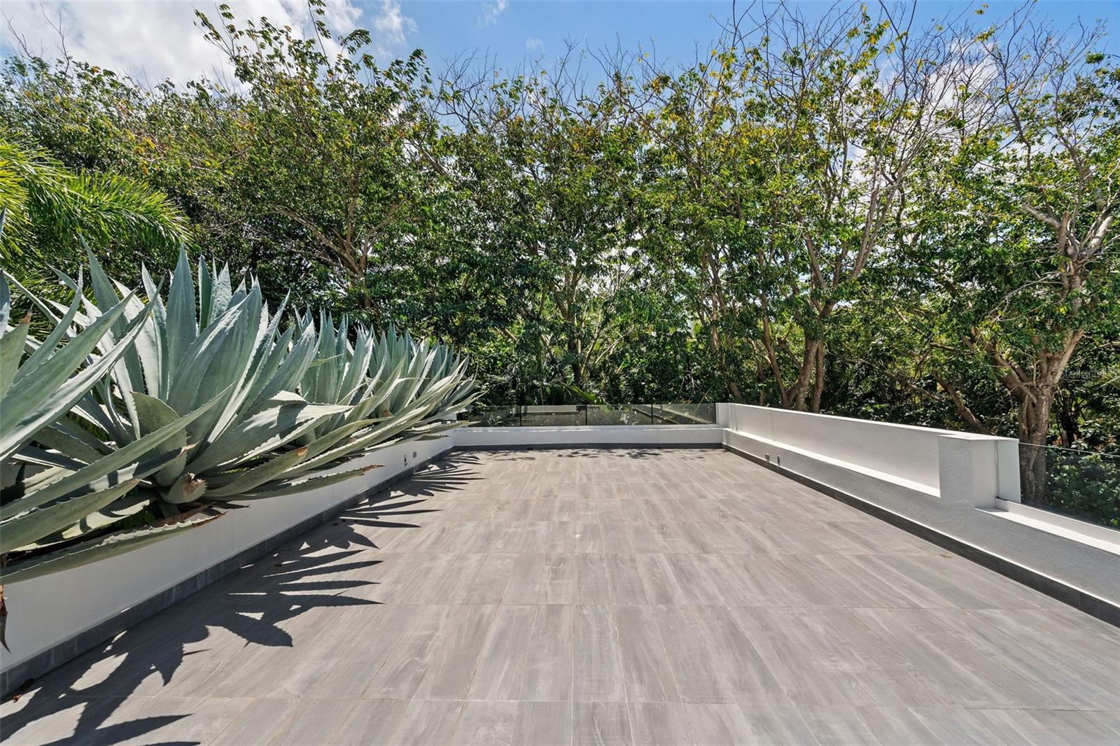 PR9105662 Property Photo