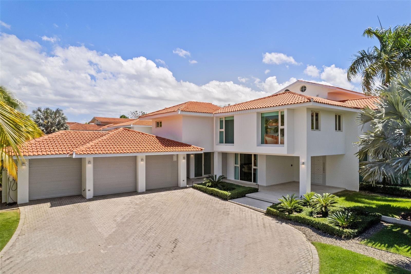 PR9105662 Property Photo