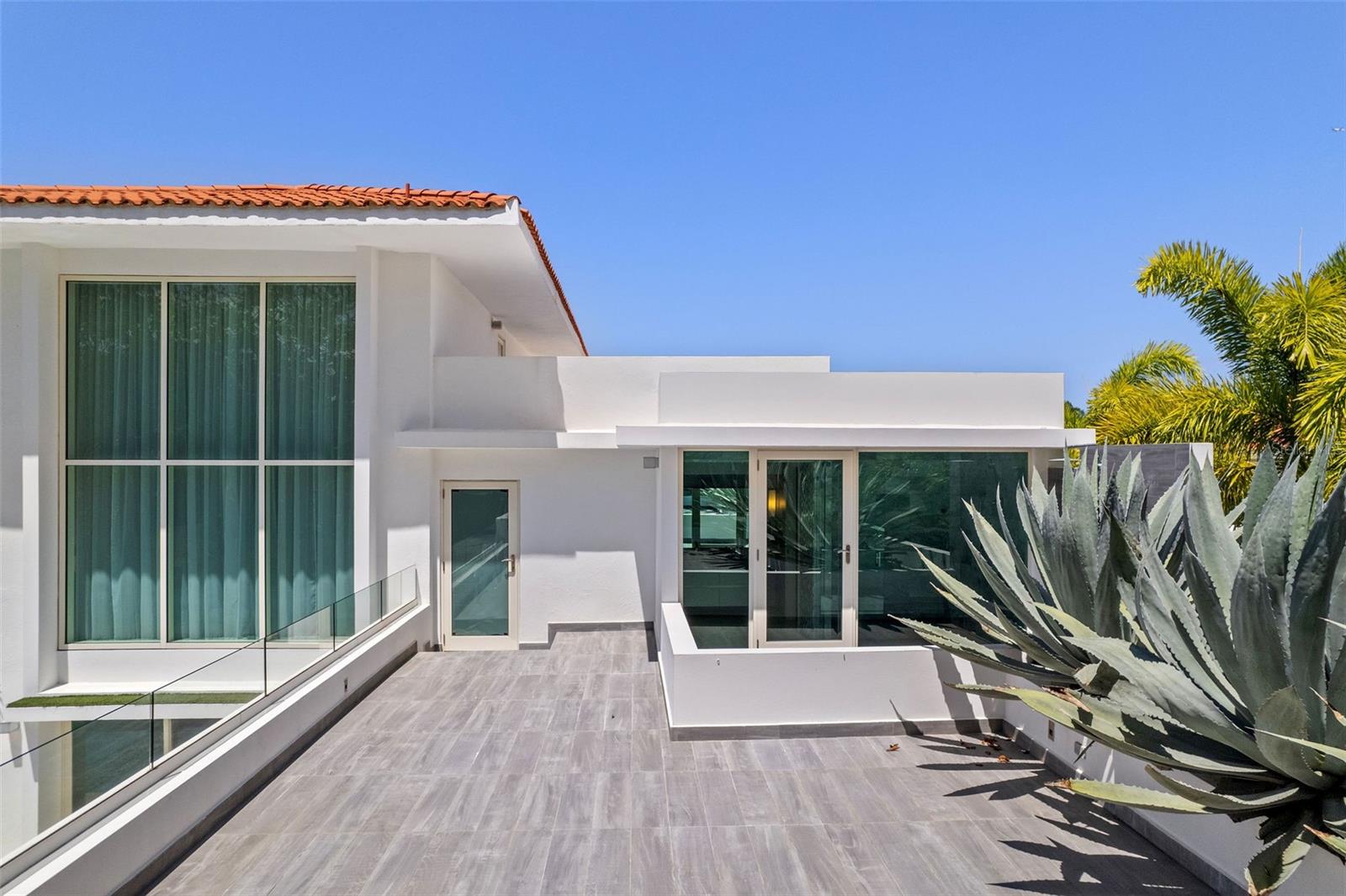 PR9105662 Property Photo