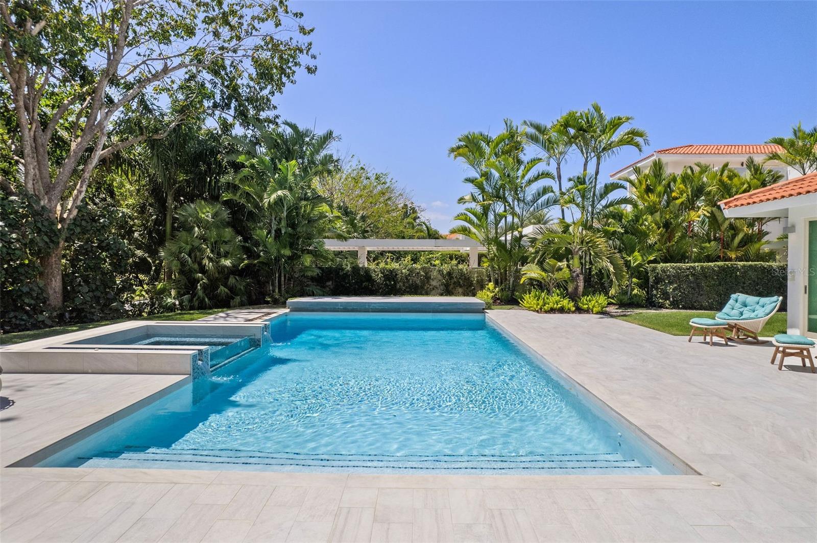 PR9105662 Property Photo