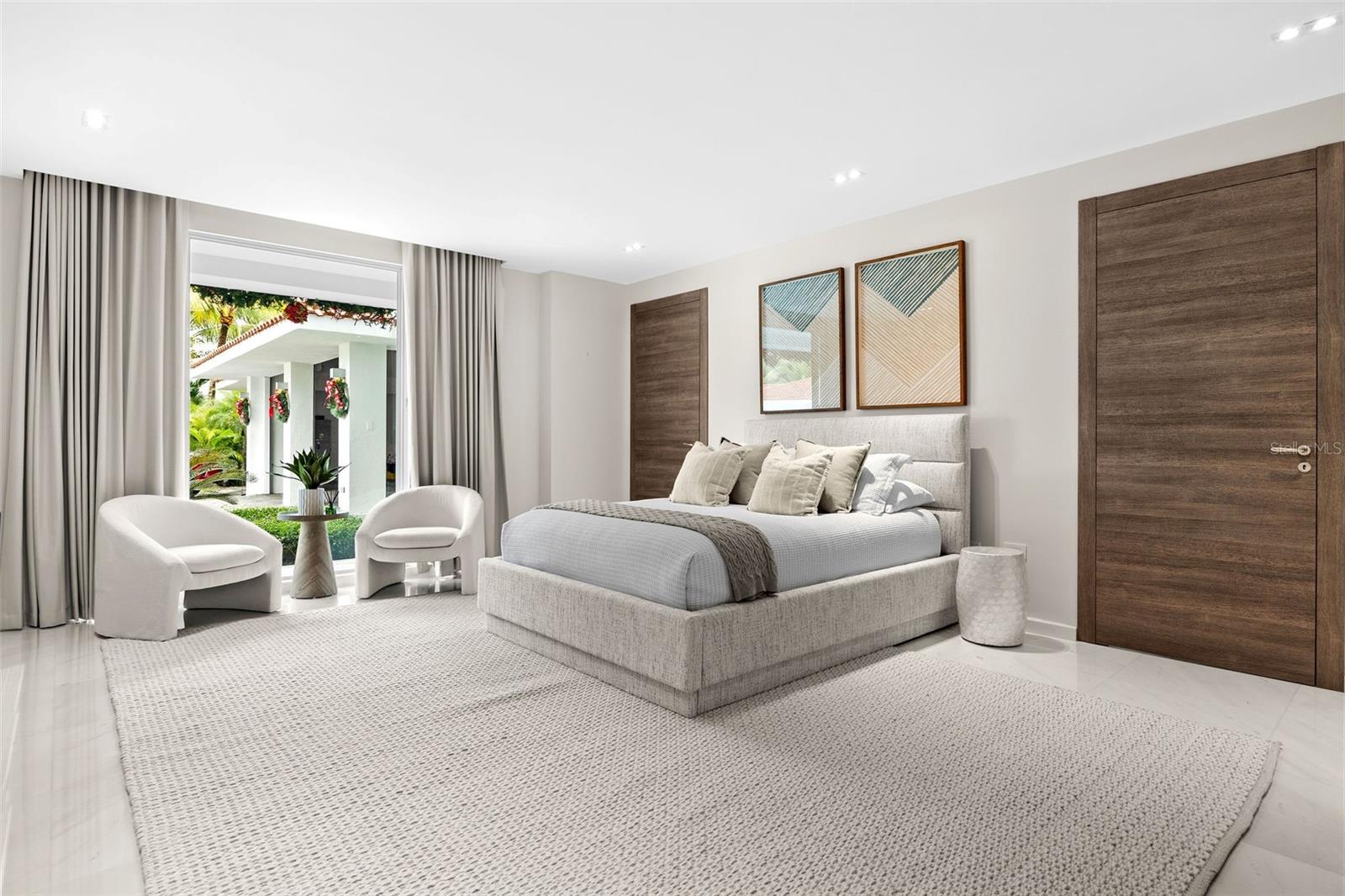 PR9105662 Property Photo