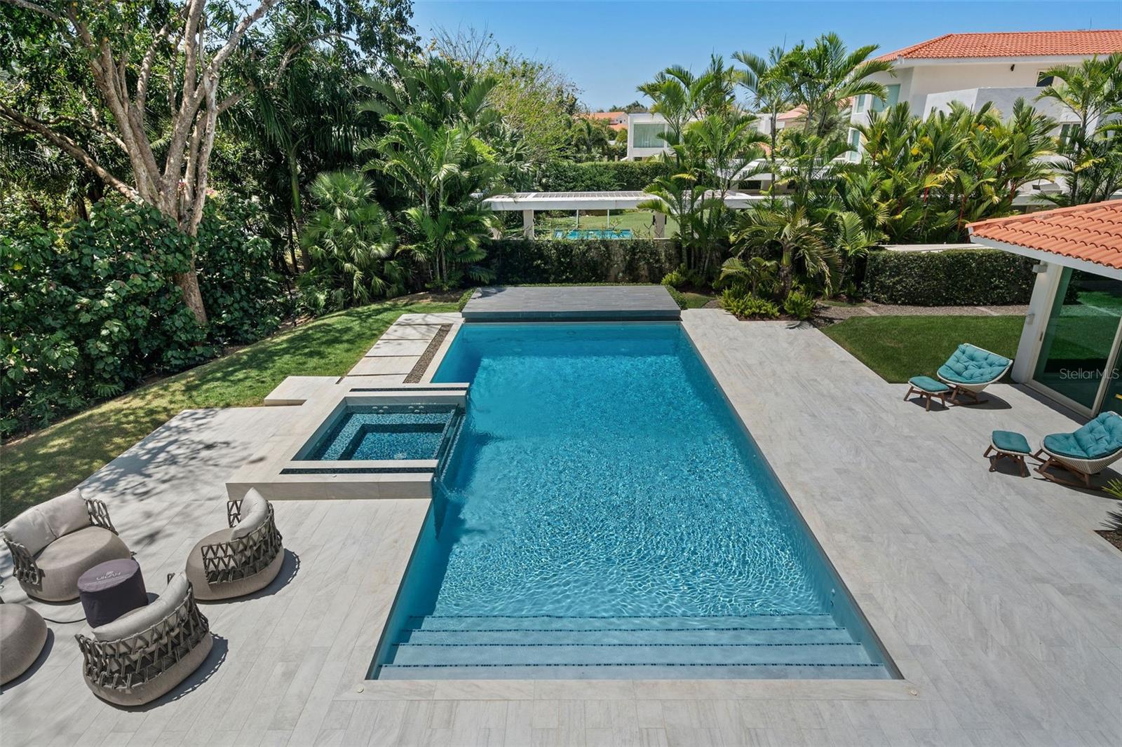 PR9105662 Property Photo