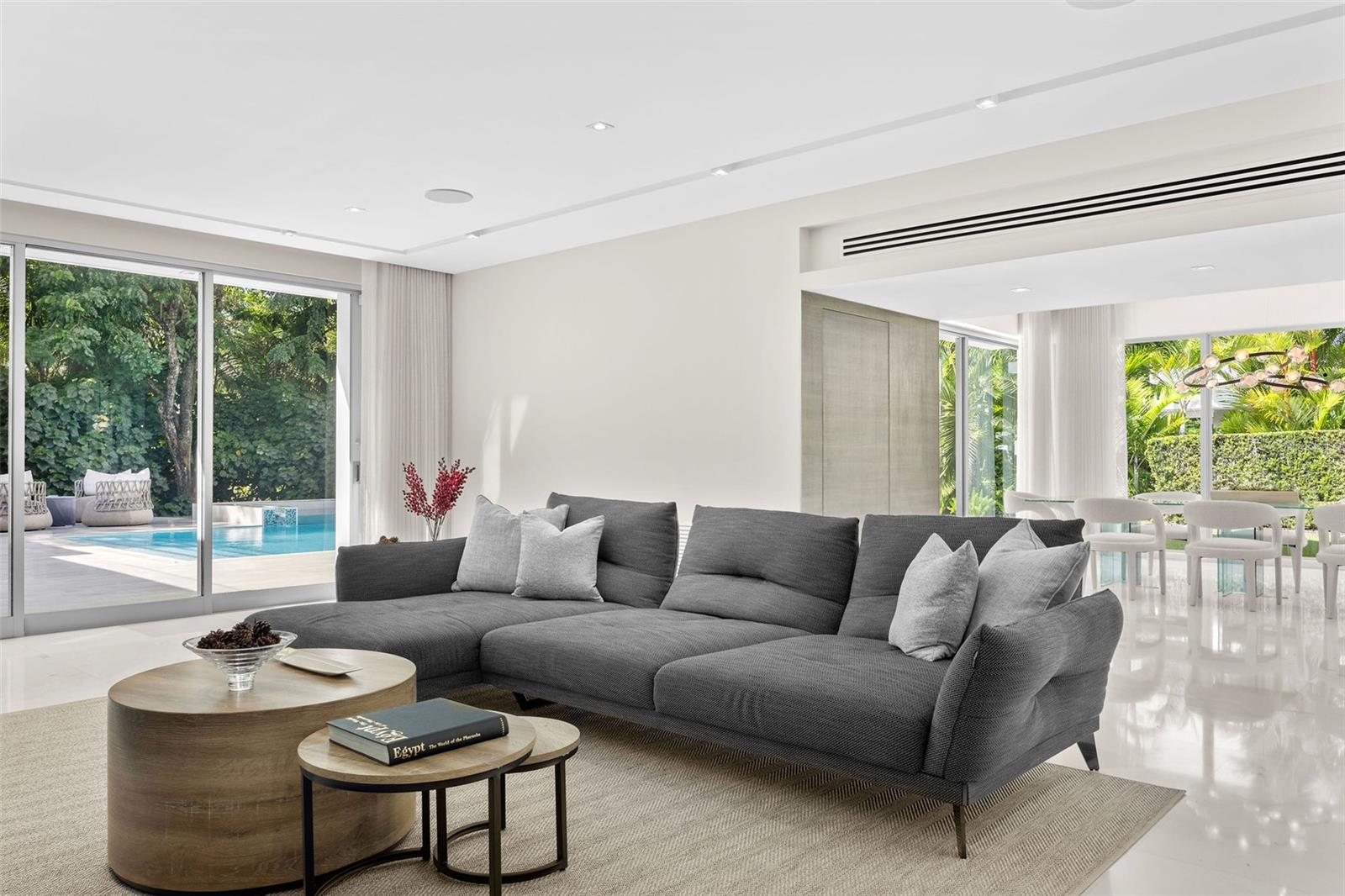 PR9105662 Property Photo