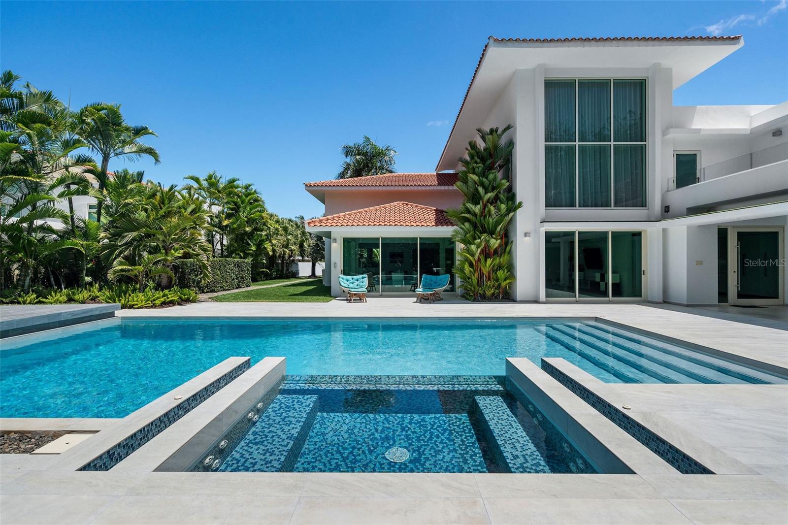 PR9105662 Property Photo