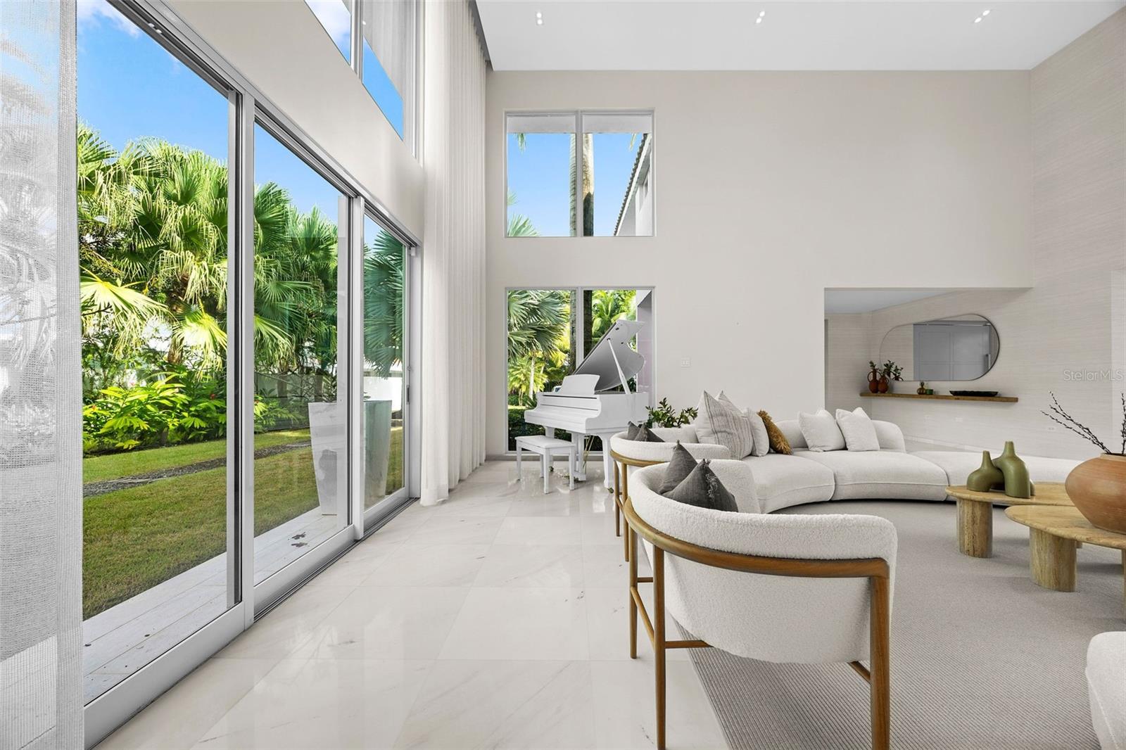 PR9105662 Property Photo