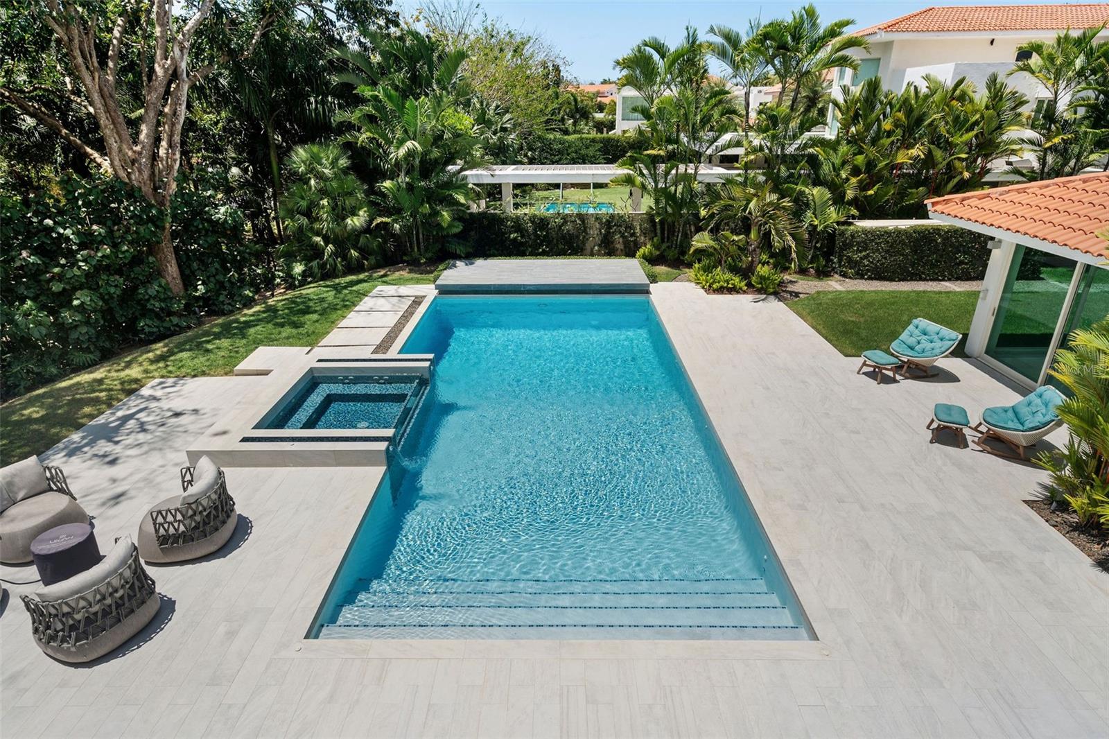 PR9105662 Property Photo