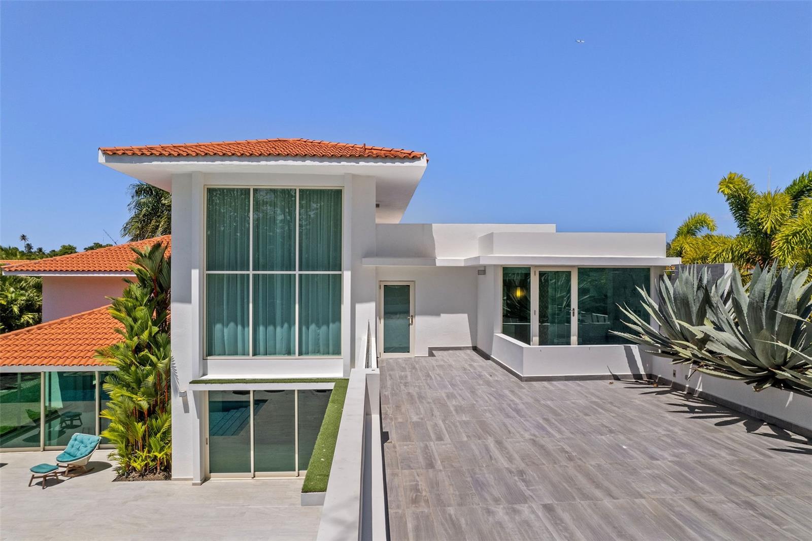 PR9105662 Property Photo