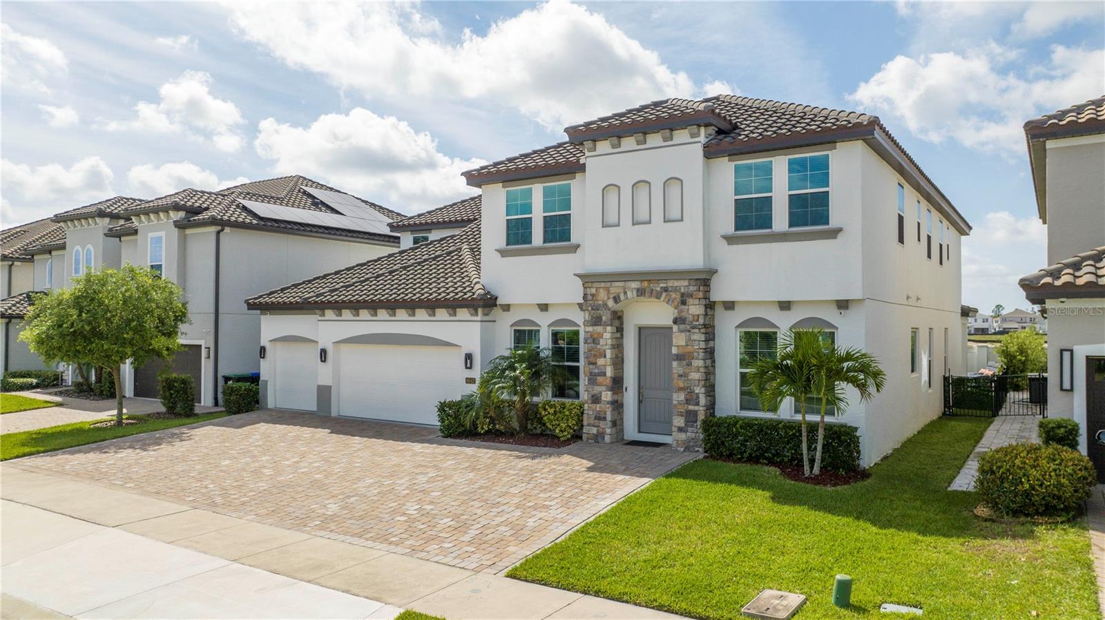 8042 LUDINGTON CIR, ORLANDO, FL, 32836