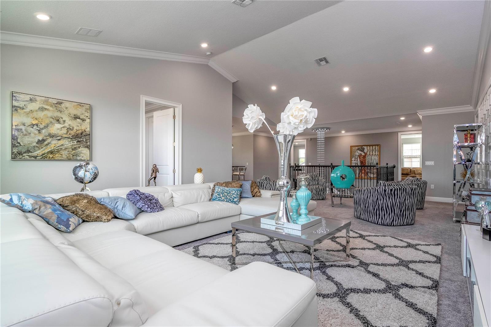 8042 LUDINGTON CIR, ORLANDO, FL, 32836