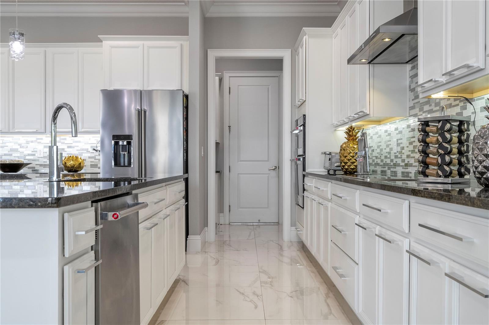 8042 LUDINGTON CIR, ORLANDO, FL, 32836