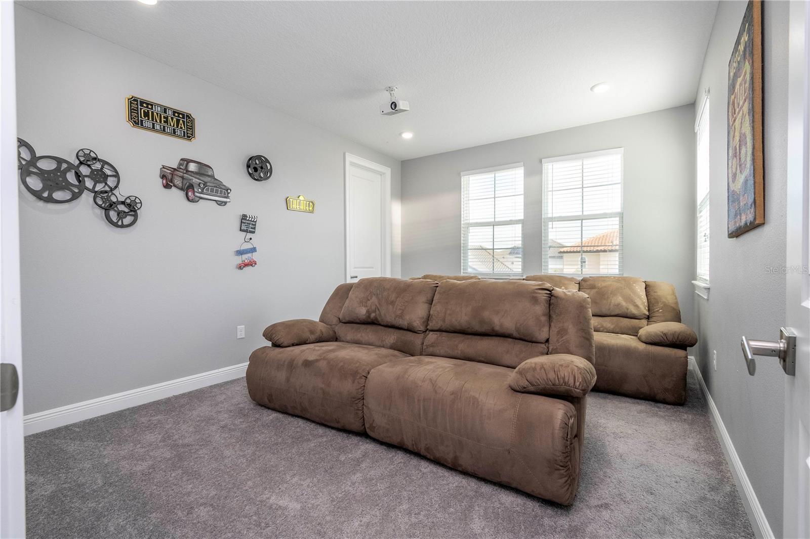 8042 LUDINGTON CIR, ORLANDO, FL, 32836
