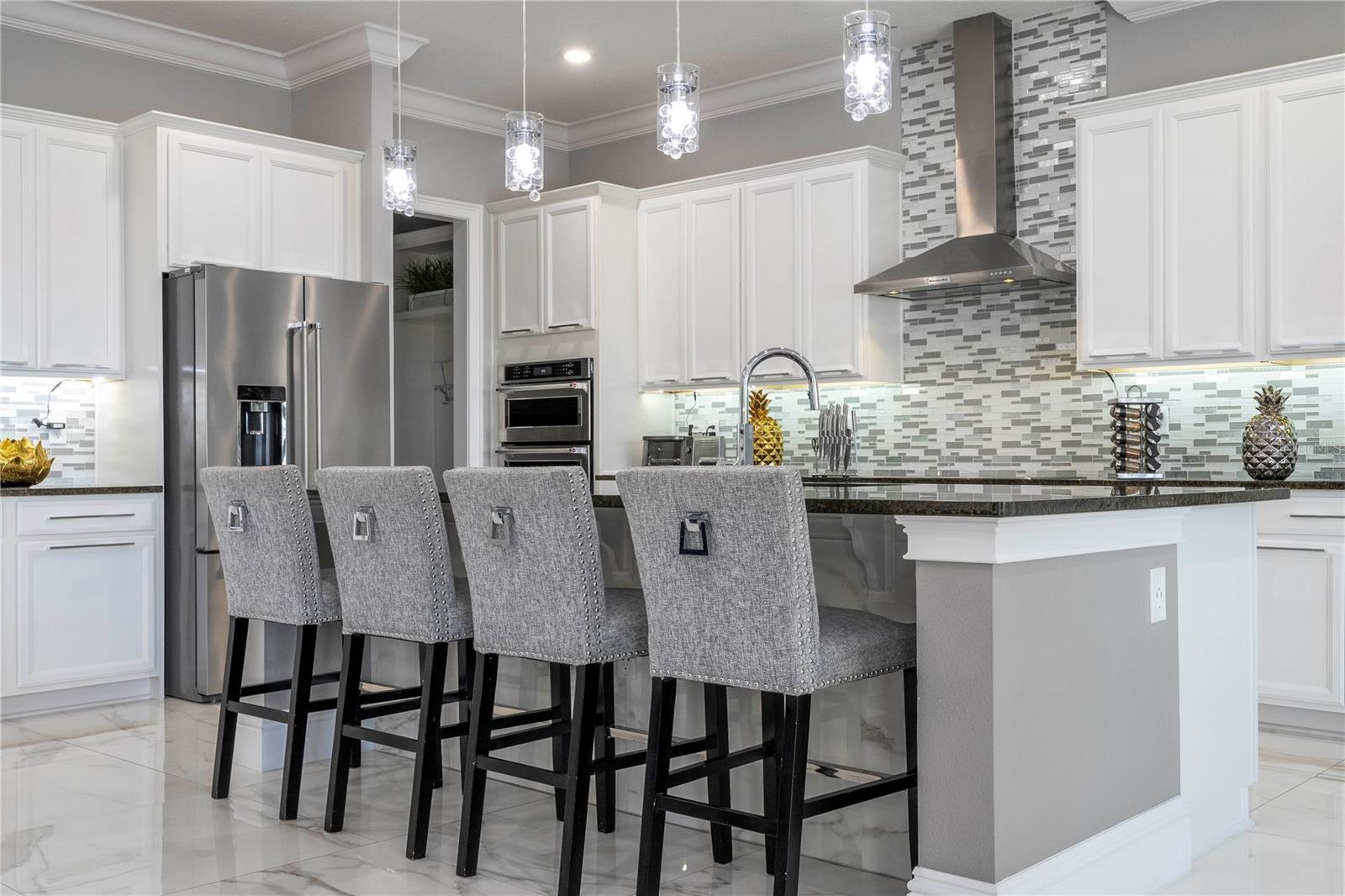 8042 LUDINGTON CIR, ORLANDO, FL, 32836