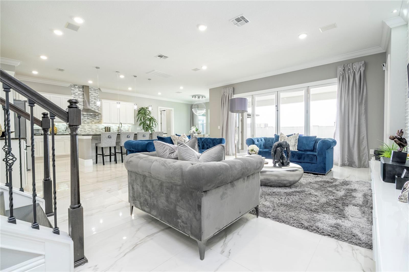 8042 LUDINGTON CIR, ORLANDO, FL, 32836