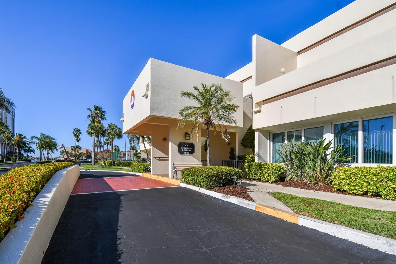 7465 BAY ISLAND DR S #213, SOUTH PASADENA, FL, 33707