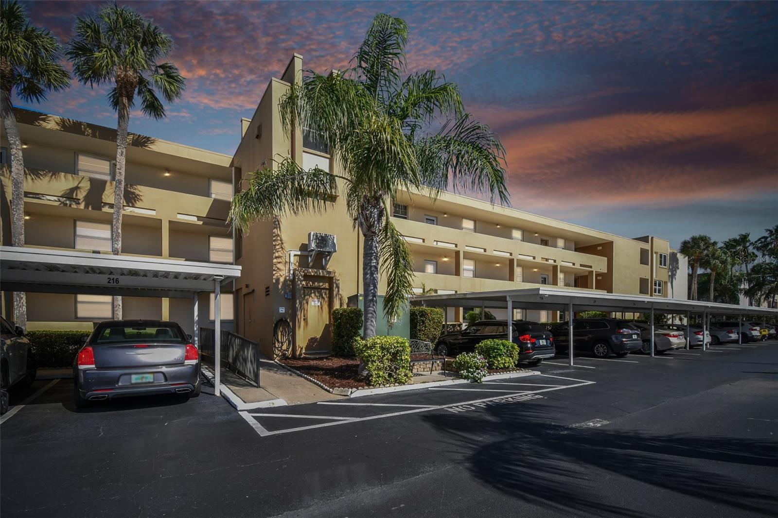 7465 BAY ISLAND DR S #213, SOUTH PASADENA, FL, 33707