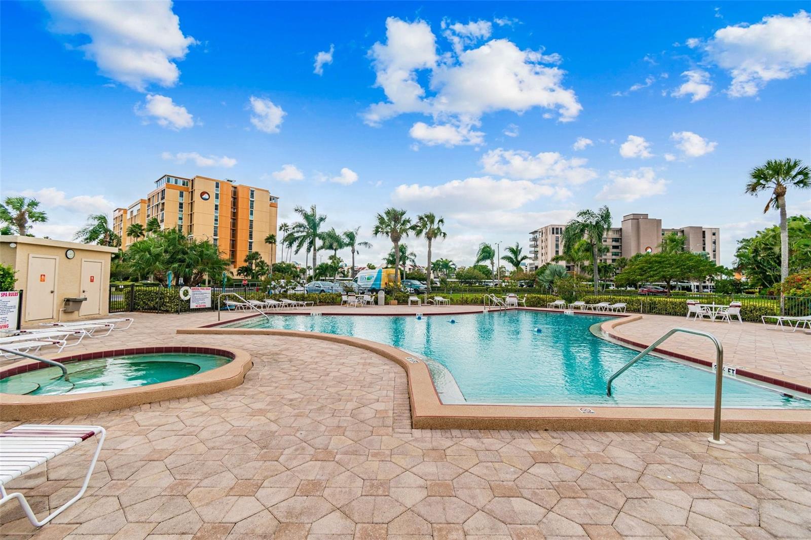 7465 BAY ISLAND DR S #213, SOUTH PASADENA, FL, 33707