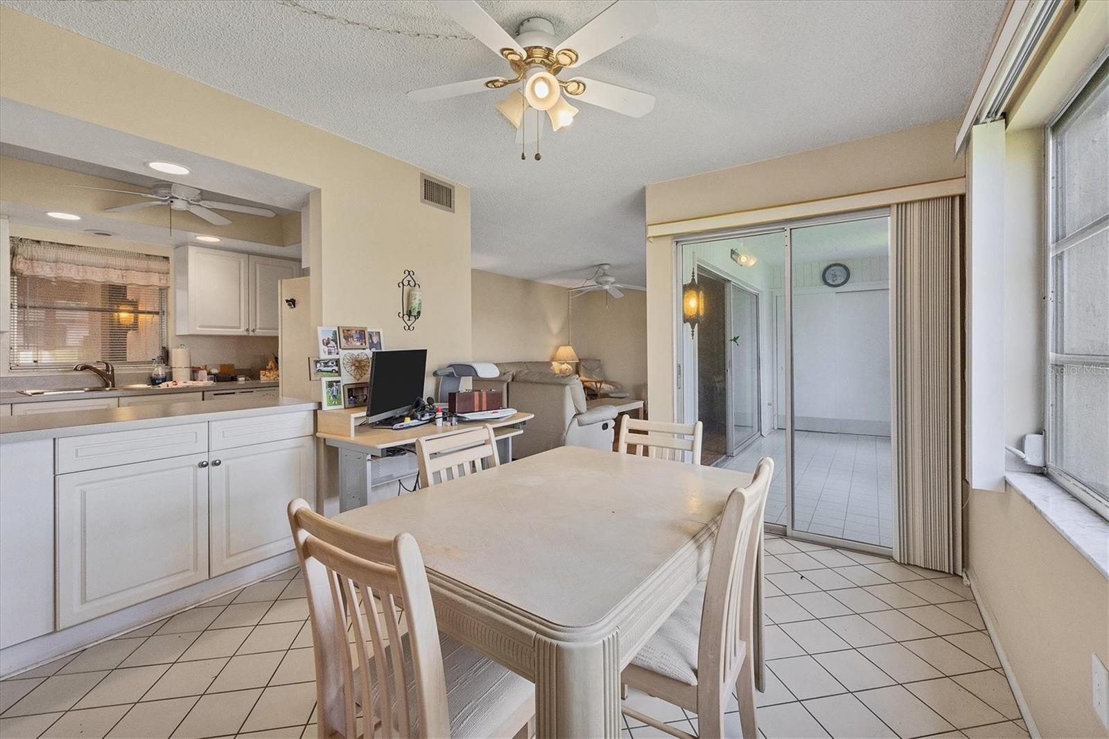 2420 CLUBHOUSE CIR #103, SARASOTA, FL, 34232