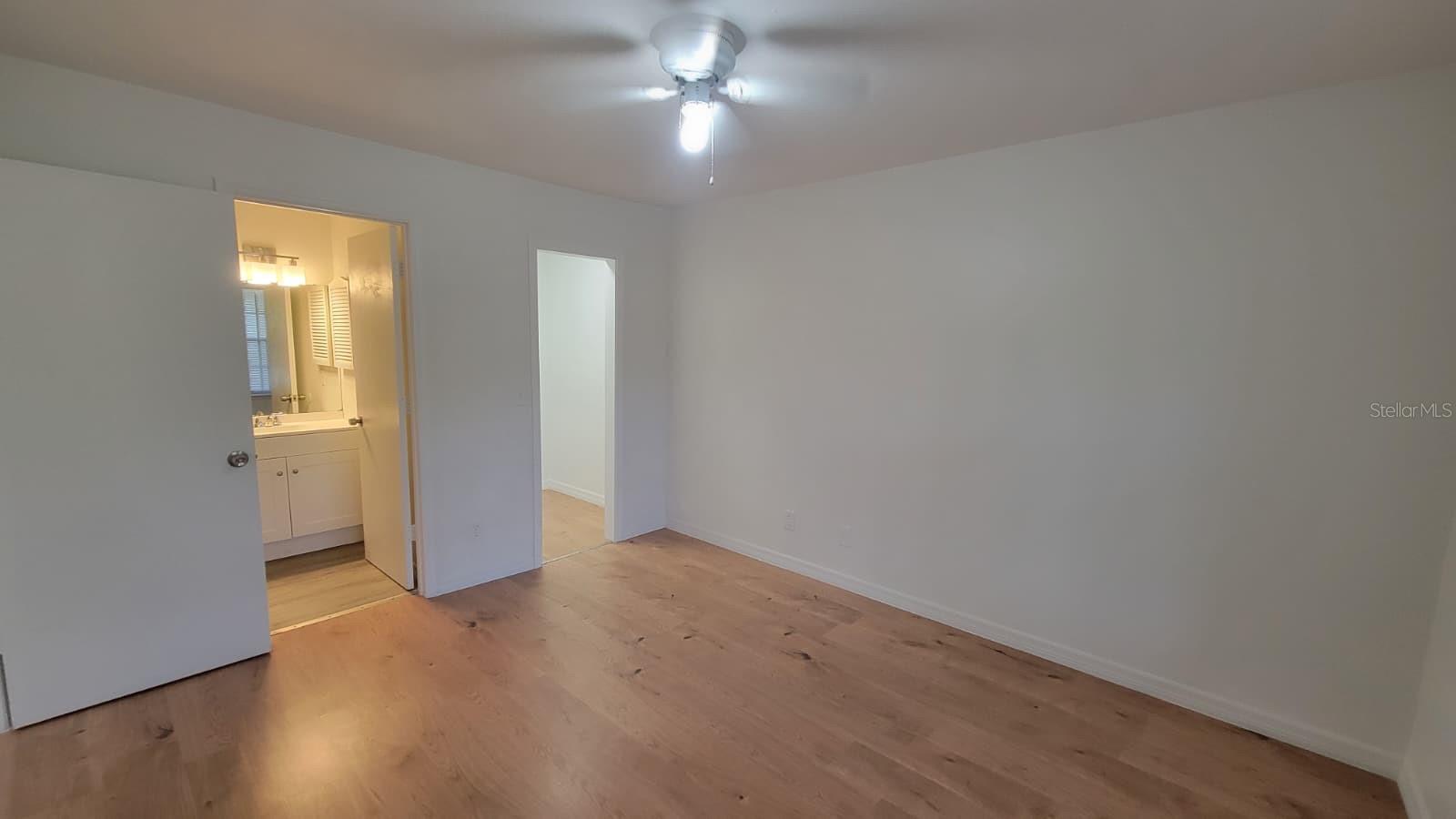 6016 WESTGATE DR #301, ORLANDO, FL, 32835
