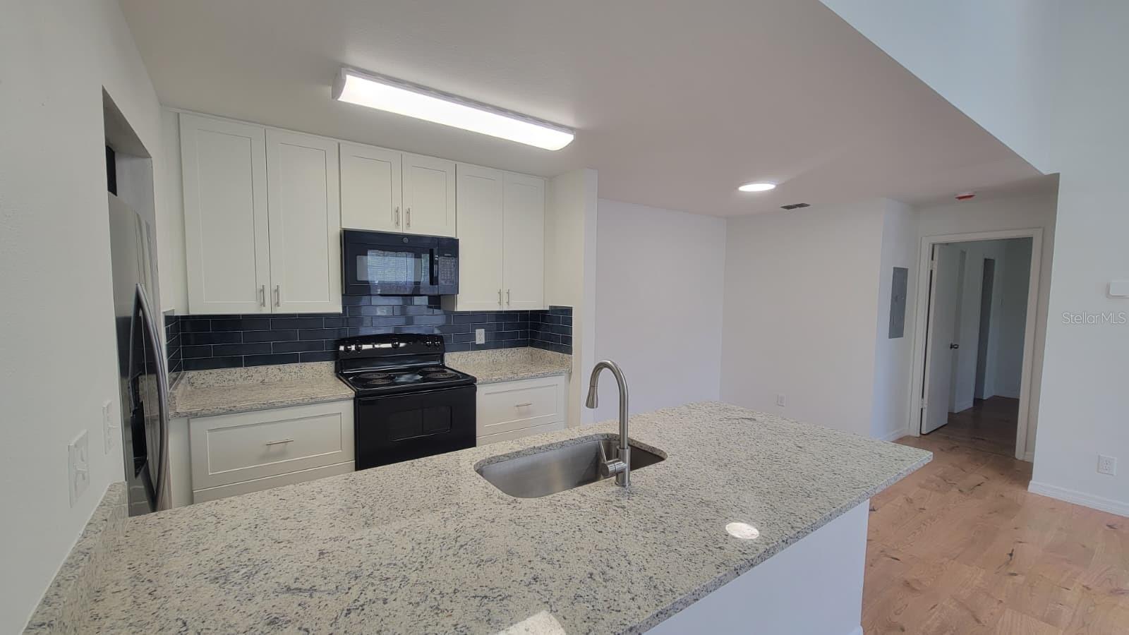 6016 WESTGATE DR #301, ORLANDO, FL, 32835