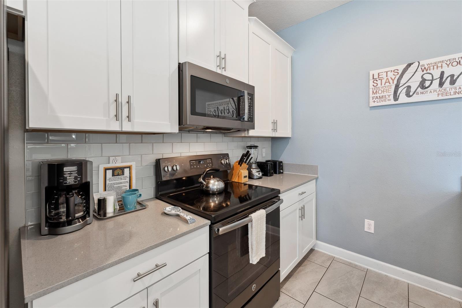 8965 STINGER DR, DAVENPORT, FL, 33896