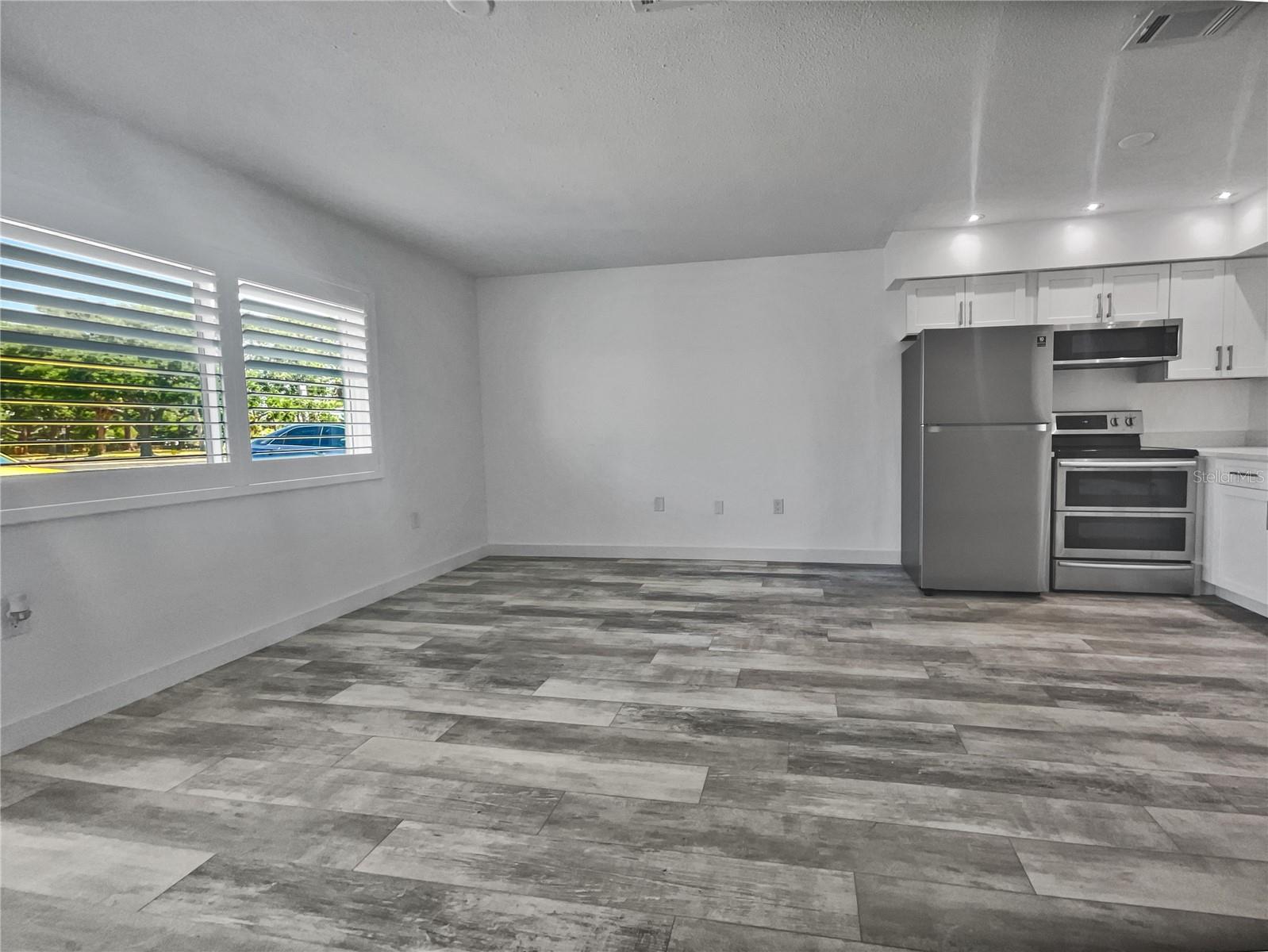 525 MANATEE CT #14, VENICE, FL, 34285