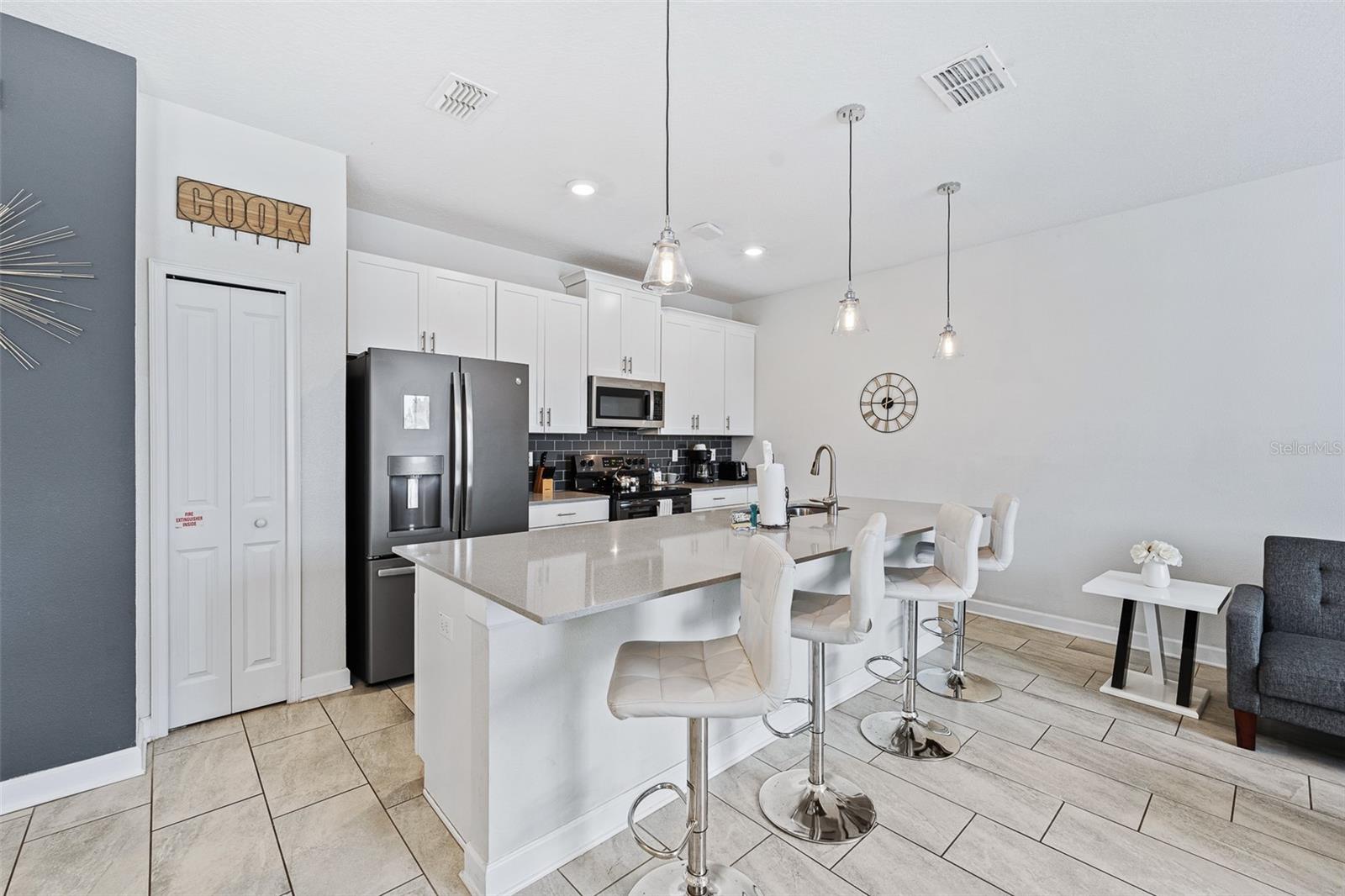 8993 STINGER DR, DAVENPORT, FL, 33896
