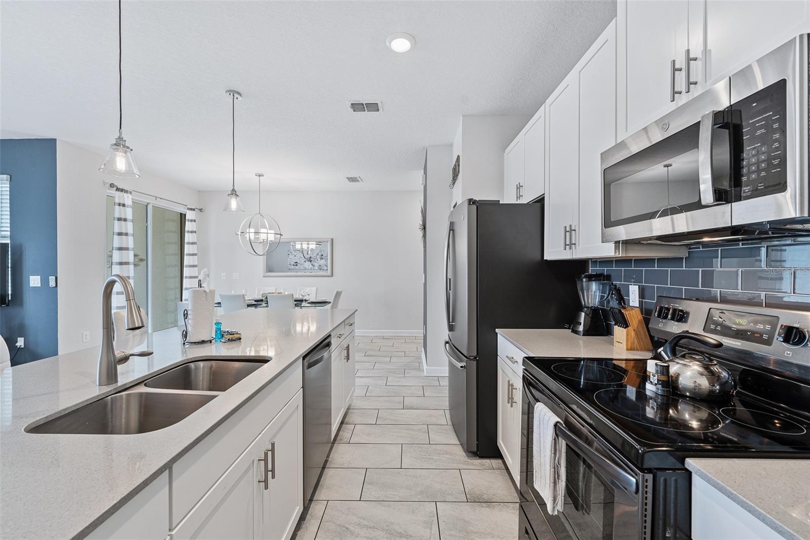 8993 STINGER DR, DAVENPORT, FL, 33896