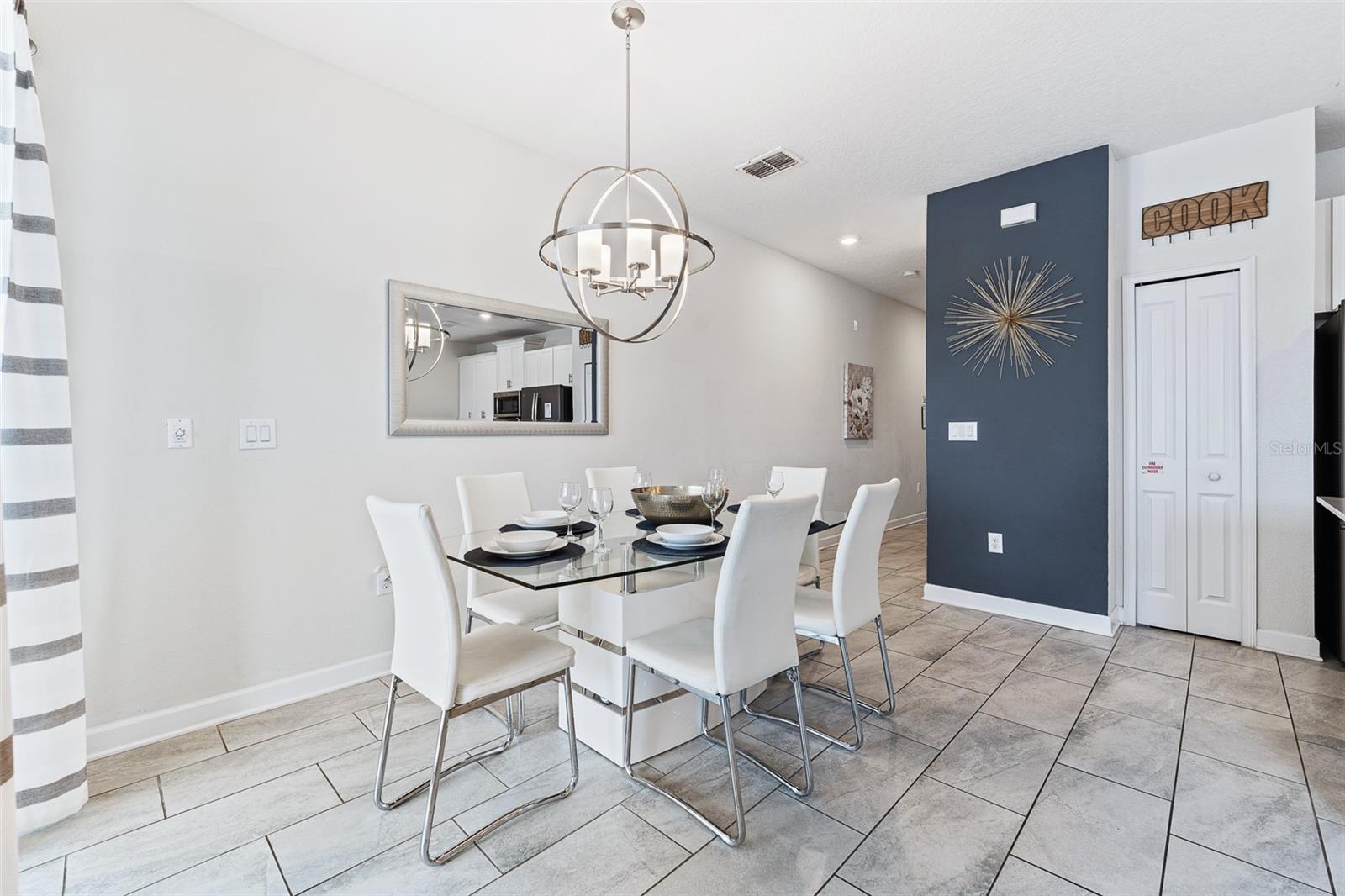 8993 STINGER DR, DAVENPORT, FL, 33896