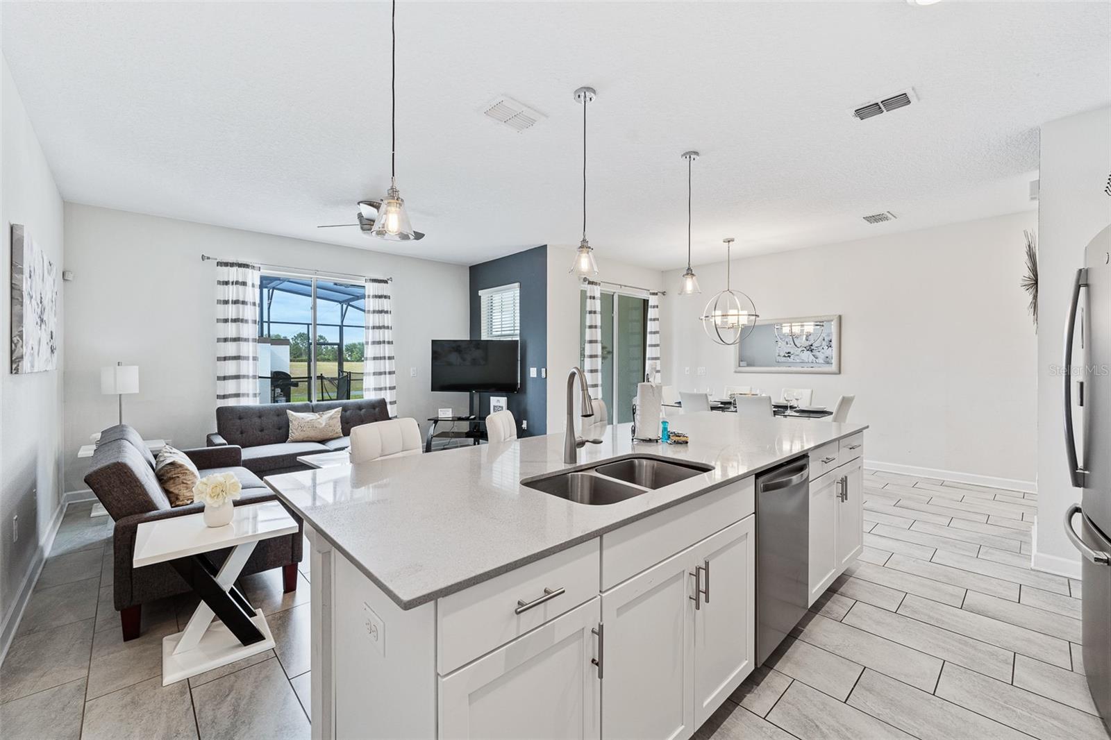 8993 STINGER DR, DAVENPORT, FL, 33896